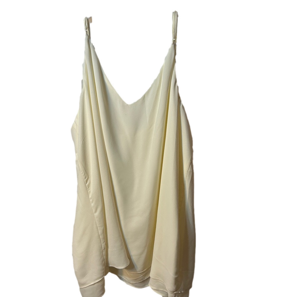 Pennington’s Addition Elle cream coloured V-neck camisole tank top size 4X NWT - Picture 6 of 6
